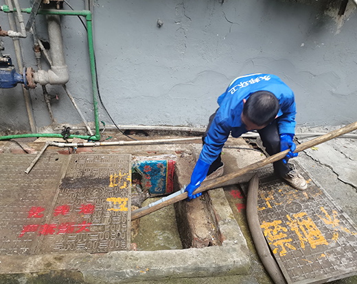 思明清掏化粪池